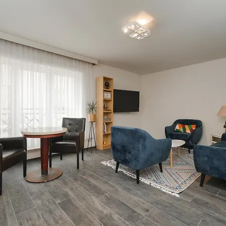 Yvonne Apartamento *