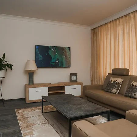 Yvonne Apartman